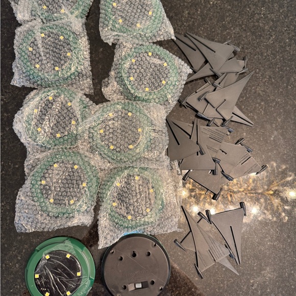 Green and Black Round LED outdoor lighting - Picture 1 of 3